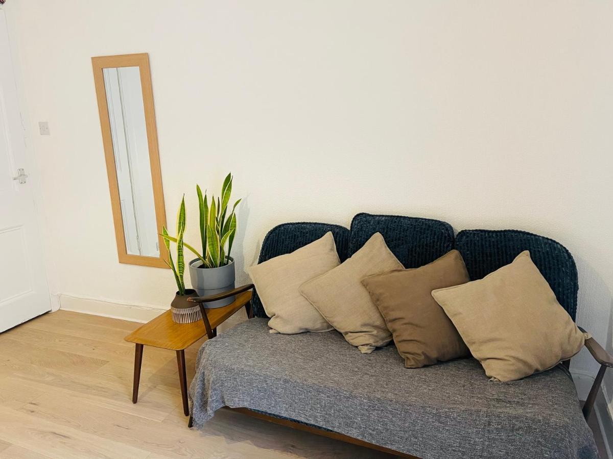 Ground Floor 1 Bedroom Flat In The City Centre Edinburg Exteriör bild